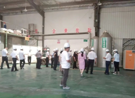 湖南省人大黨委會(huì)黨組副書(shū)記、副主任謝建輝調(diào)研蒞臨錦勝科技開(kāi)展立法調(diào)研